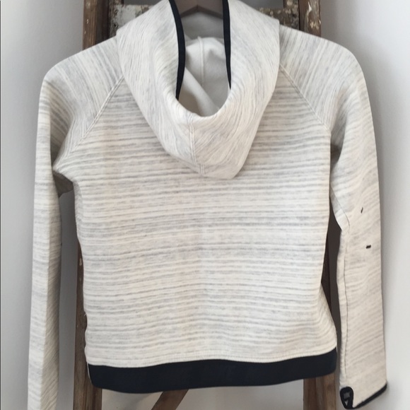 Nike hooded - Picture 5 of 8